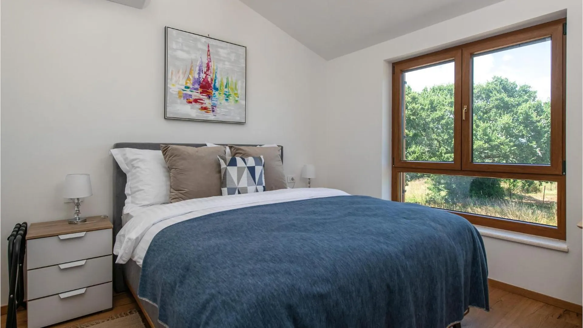 Lovely Home In Kavran With Outdoor Swimming Pool
