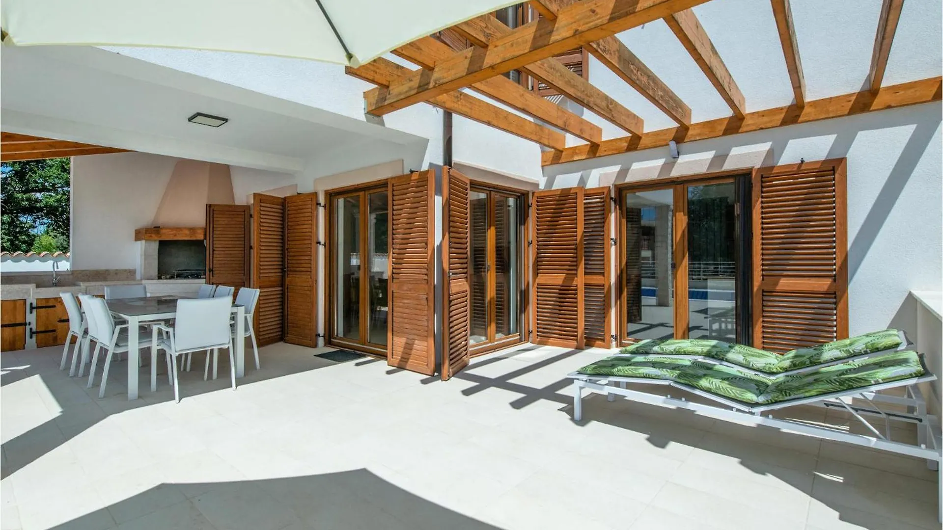 Holiday home Lovely Home In Kavran With Outdoor Swimming Pool