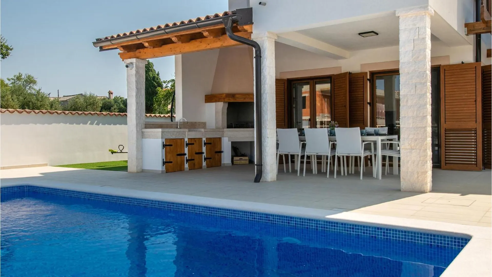 Holiday home Lovely Home In Kavran With Outdoor Swimming Pool Croatia
